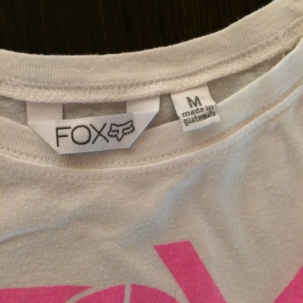 Fox Scoopneck Tee - Picture 2 of 3